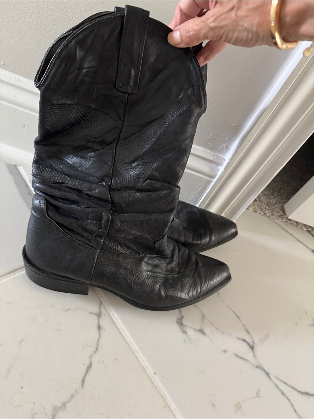 Men’s dingo Black Leather Cowboy Boots with Pointed Toe 8.5